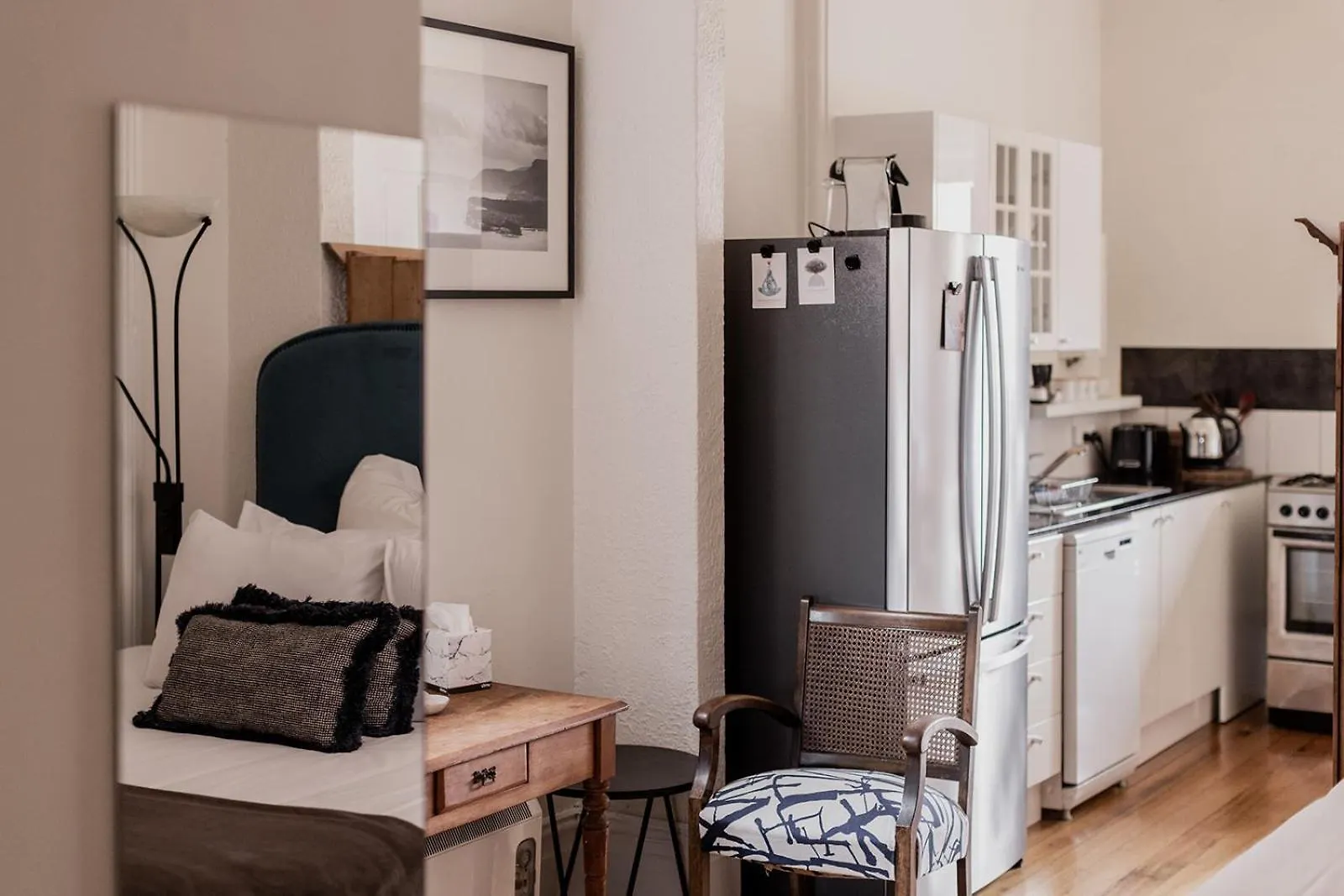 Daire Central Hobart Studio