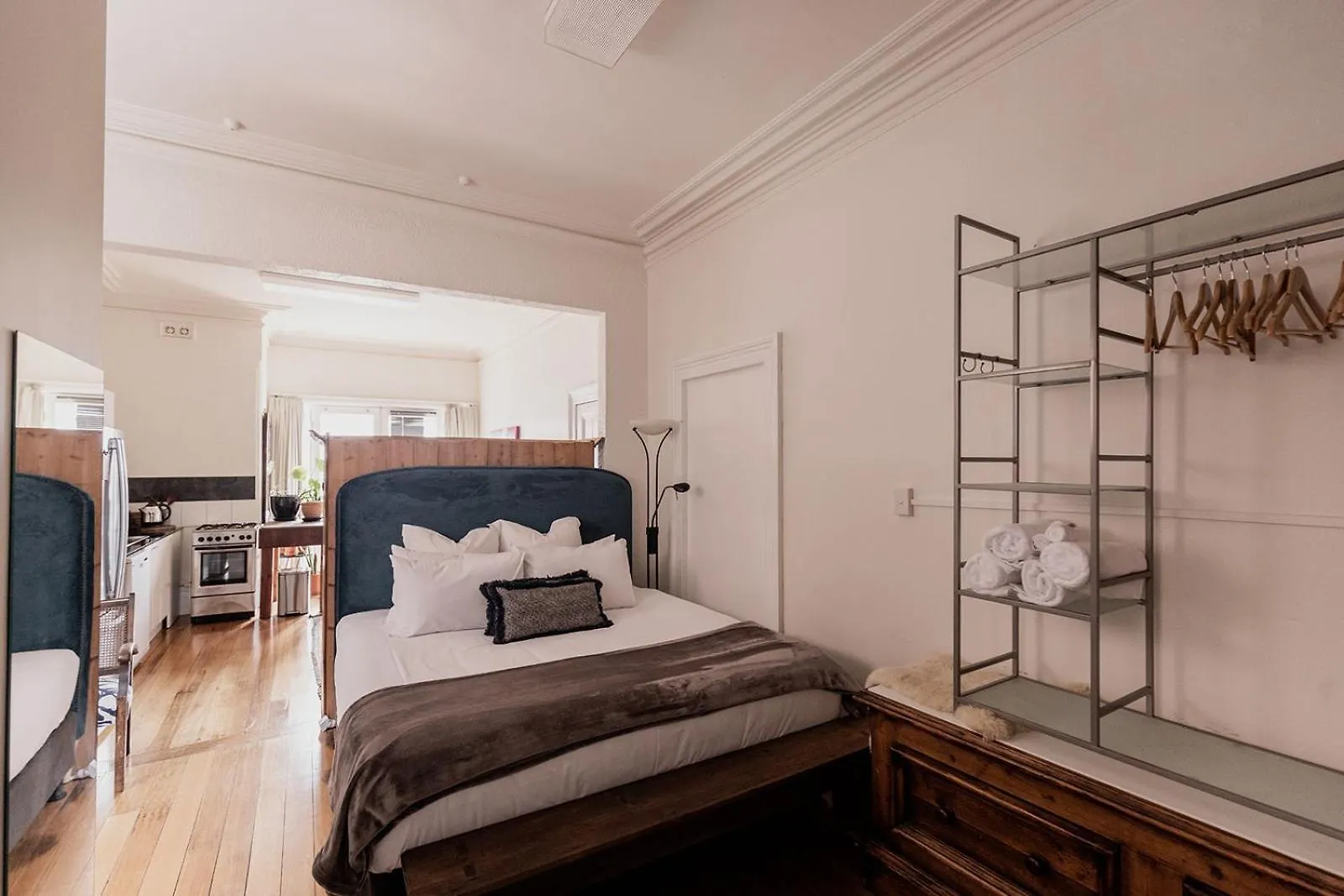 Daire Central Hobart Studio
